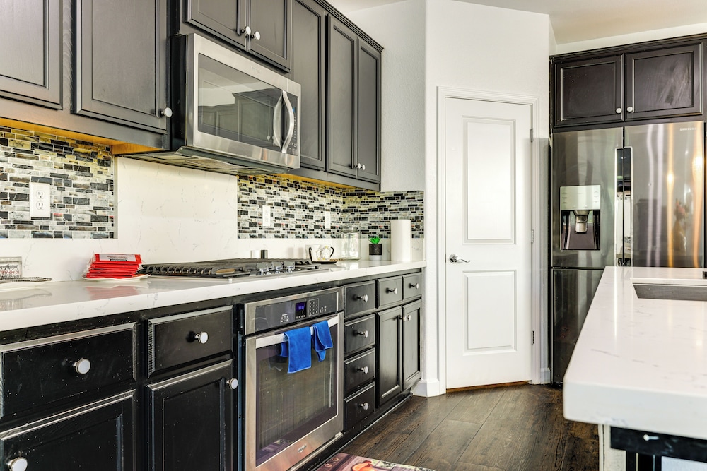 Walk to Parks: Mountain House Retreat w/ Patio!
