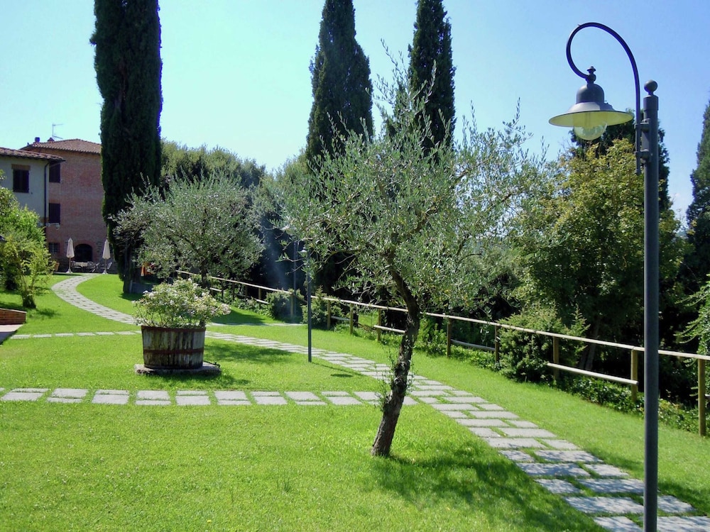 Photo 17