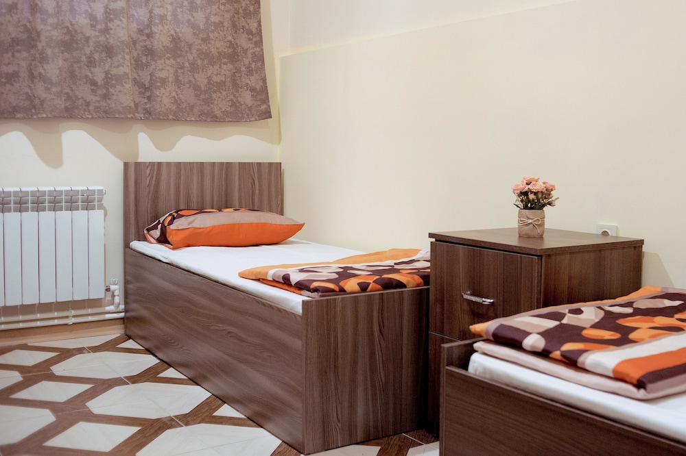 Mango - Hostel