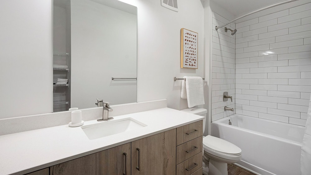 Landing Apartments Birmingham - Sand Ridge