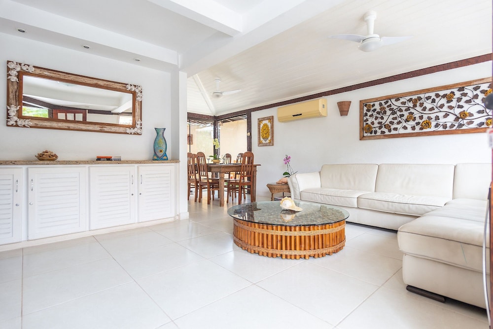 Bz75 Casa 4 suítes Geriba 250m da praia
