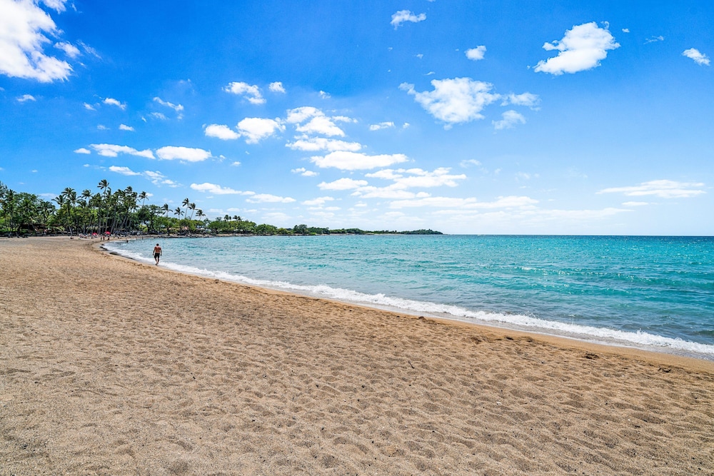 Paradise Getaway- Golf Course and Lake Views -vrkcv