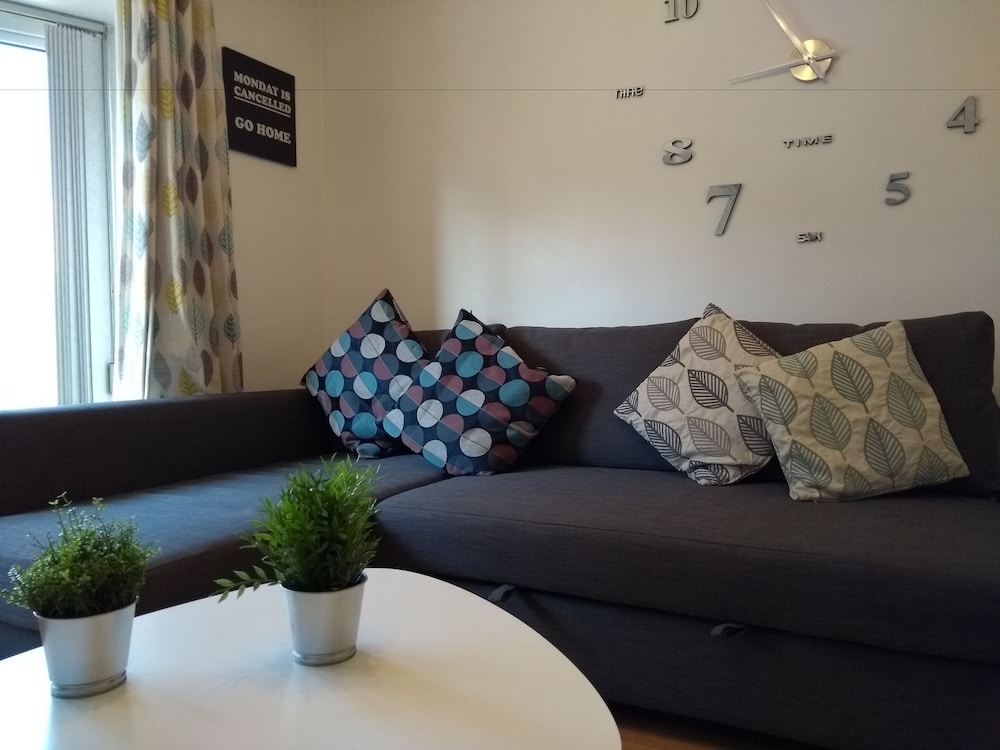 Belfast City Central by BHR Apartments