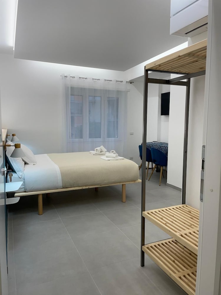 Domus Suites