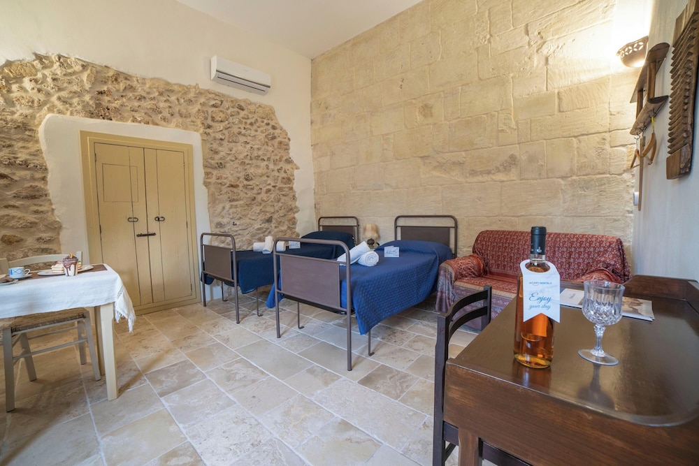 Corte San Giorgio Boutique apt With Airco