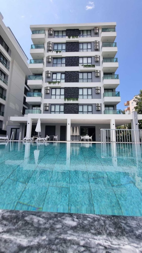 Elite City 3 Luxury Residence