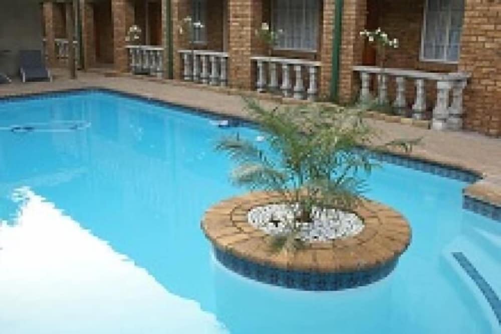 Emerald Guesthouse