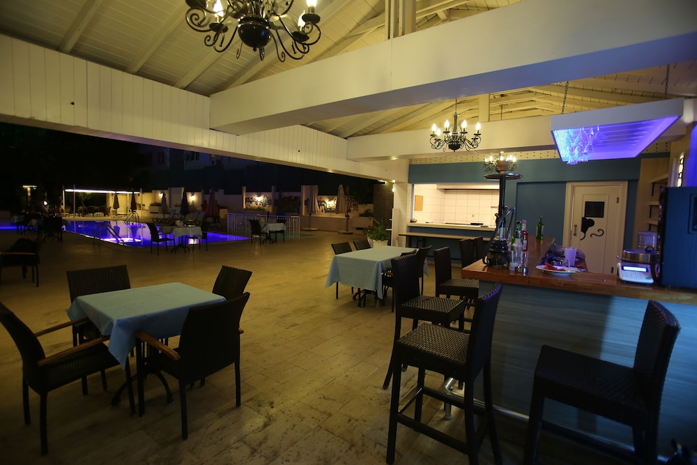 Melissa Moment Apart - Image 18