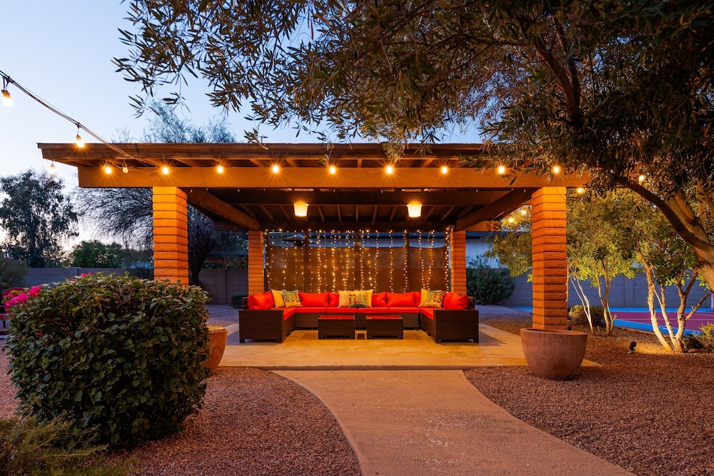 Sunset Palms-pool, Spa & Sports Court-scottsdale