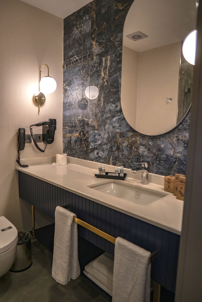 Nevi Otel & Süitler İstanbul Taksim - Image 35