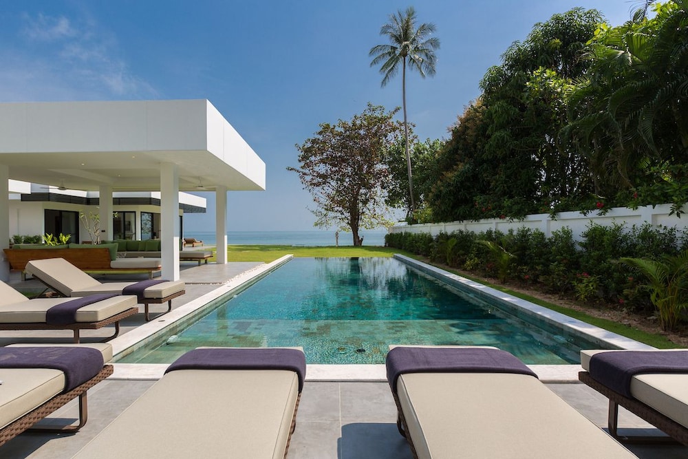 Villa Thansamaay