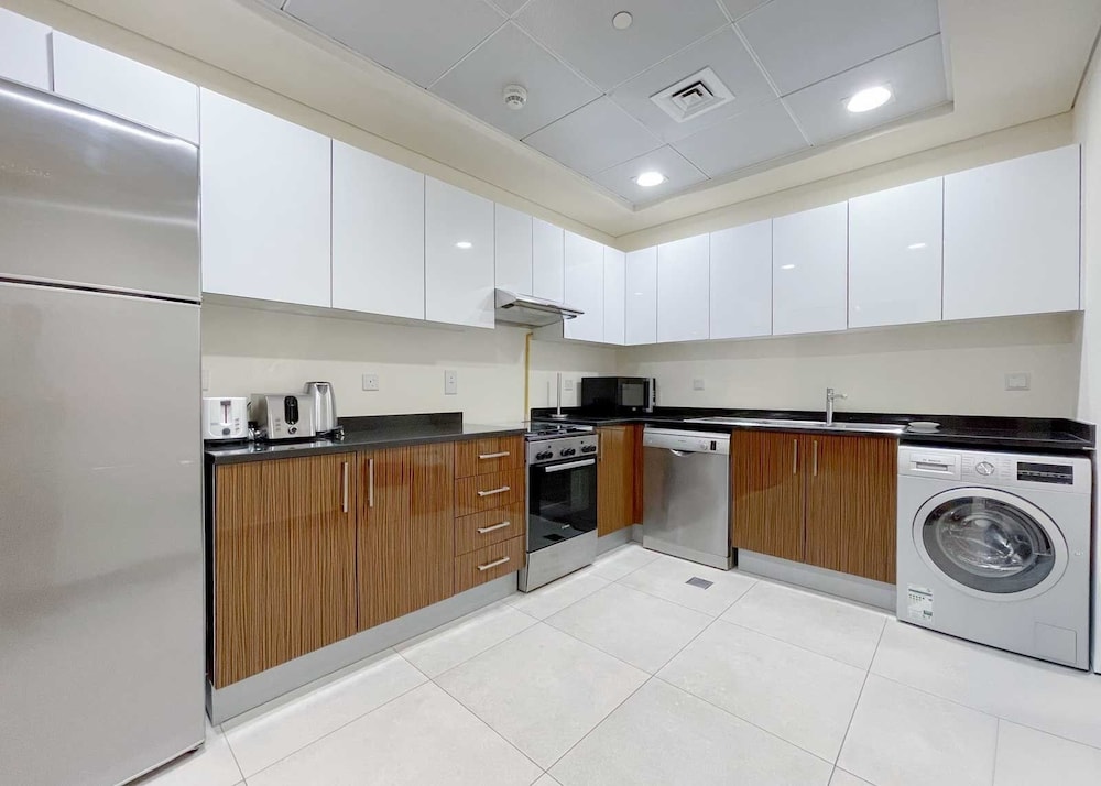 Phaedrus Living: Dubai Marina Arcade Residence 702