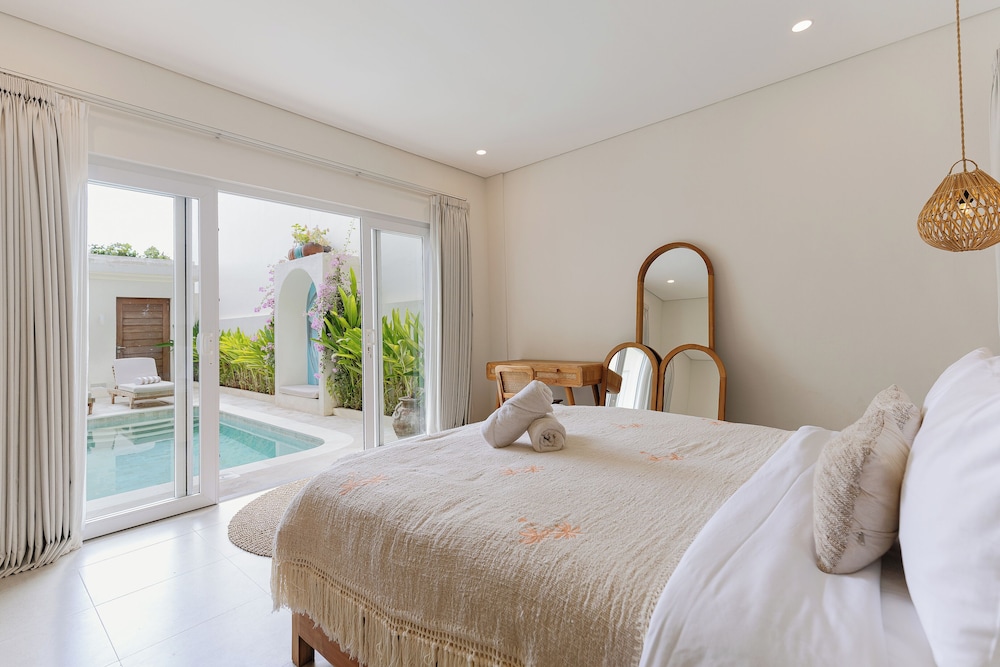 Mata Biru Villa by Betterplace
