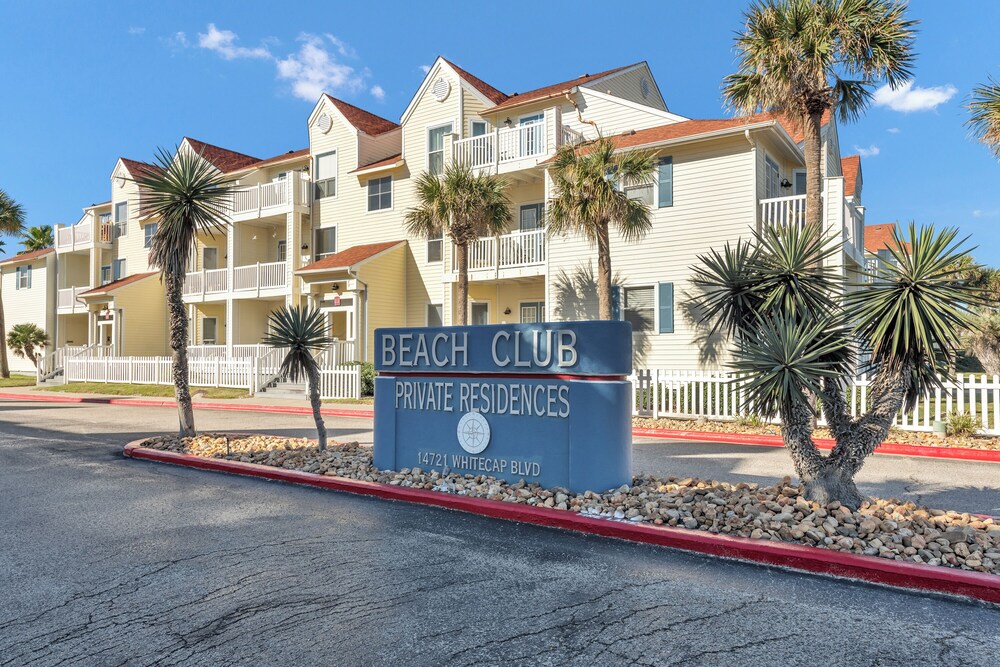 The Lazy Turtle by Silver Sands Vacation Rentals