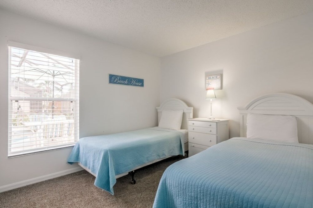 Large Pool With Game Room! 5 Bedroom Home by RedAwning view 2