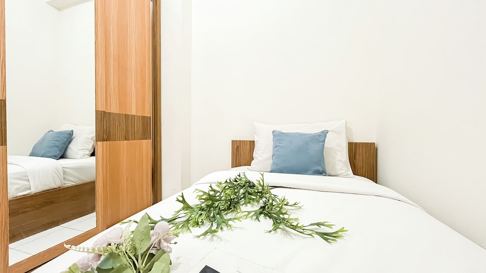 Minimalist Scandinavian Touch 2Br Apartment At Podomoro Golf View