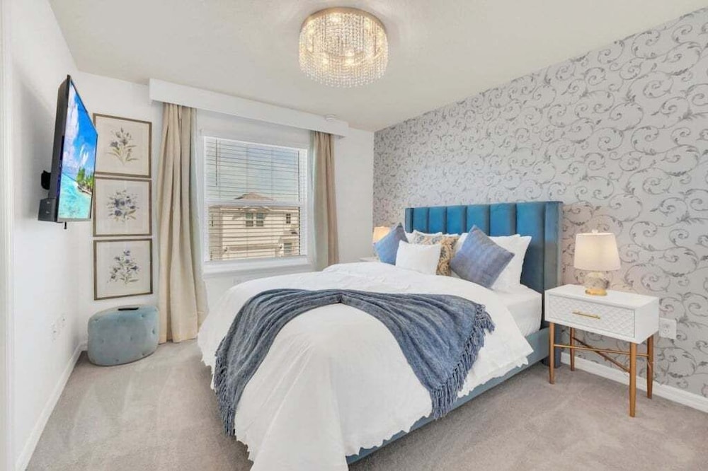 10 Bed 8 Bath Villa Gamesroom & Pool 16284saint 10 Bedroom Villa