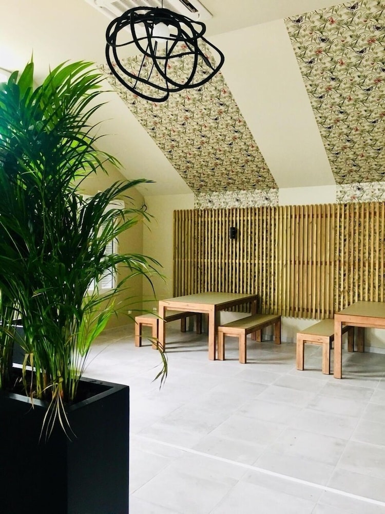 meeting & event spaces