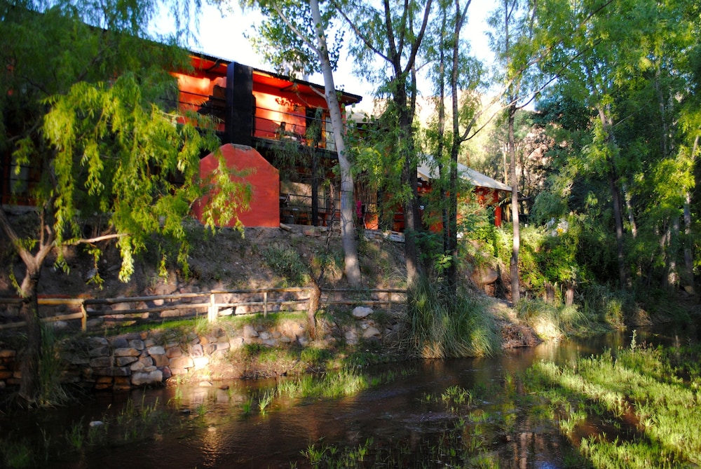 Cabañas Rocas Amarillas