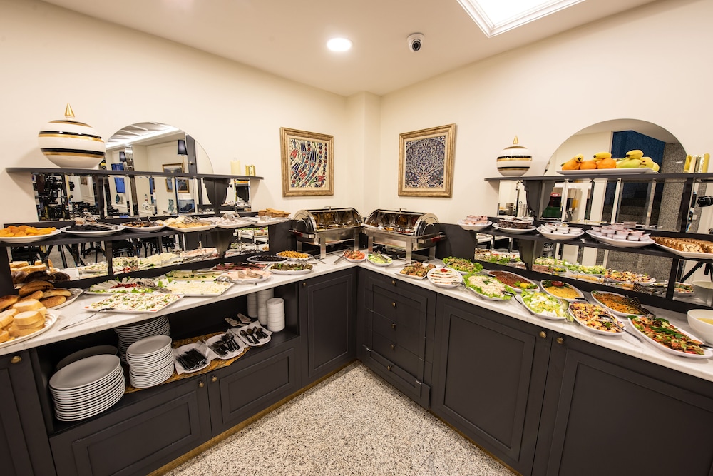 Royal Bosphorus Otel - Image 20