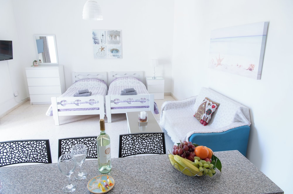 Themis Apartments