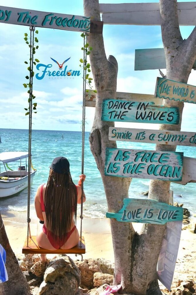Freedom Beach Hotel