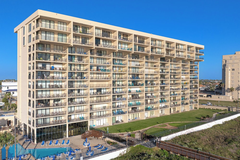 Gulf-front 2BR w/ Resort Amenities, Beach Access