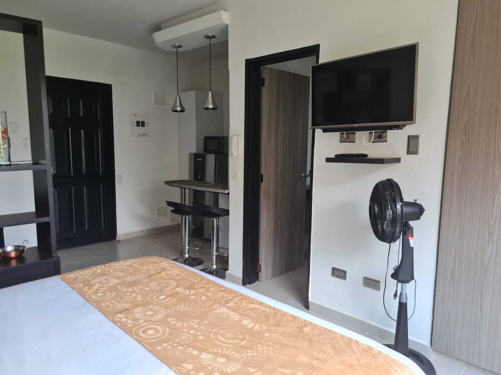 504 Moderno Aparta-Suite en Versalles Tipo Loft - Cali Tower Suites & Lofts