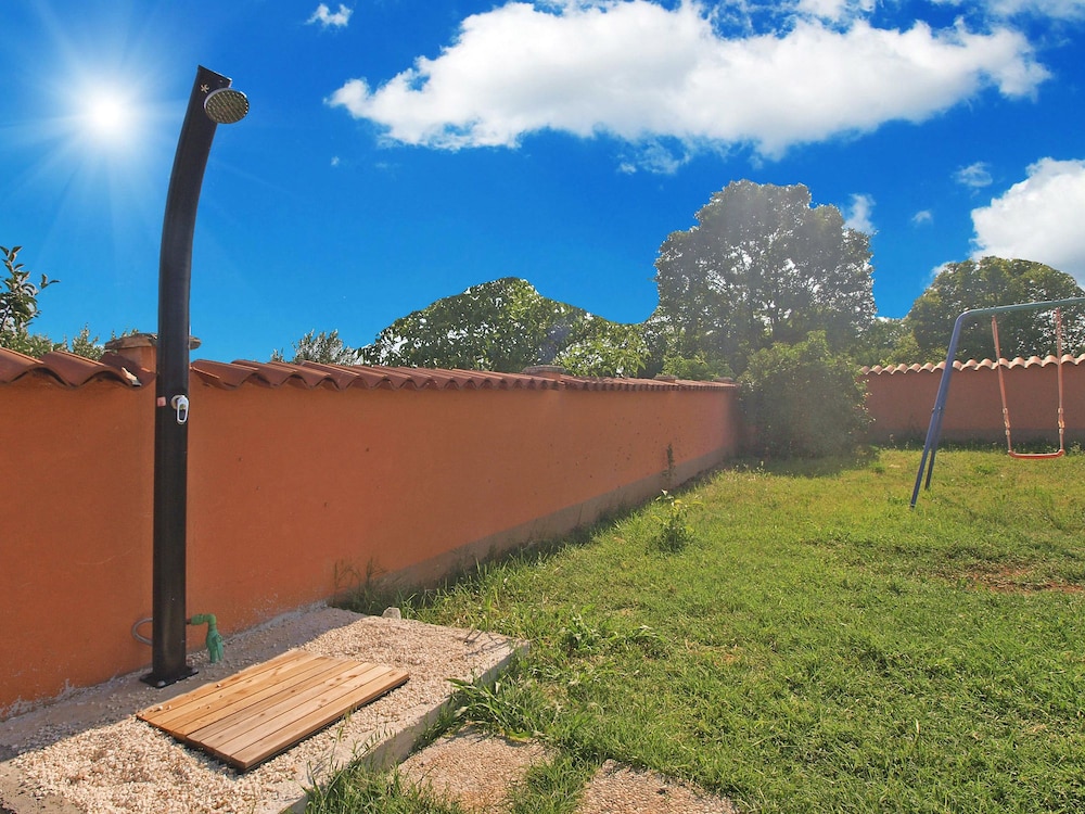 House 1698 en Pula — activities & amenities