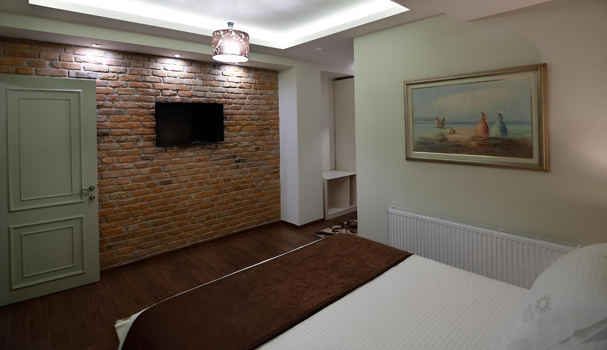 Casta Diva Hotel