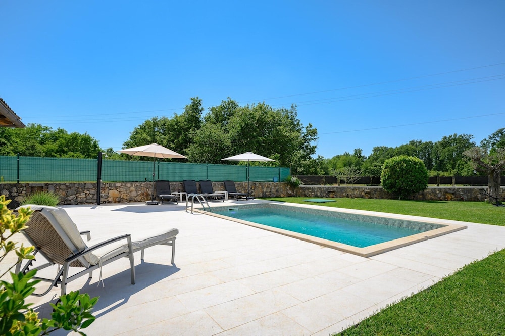 Villa Ida With View