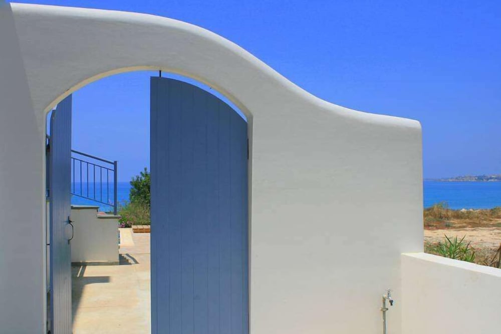 Blue Coral Beach Villas