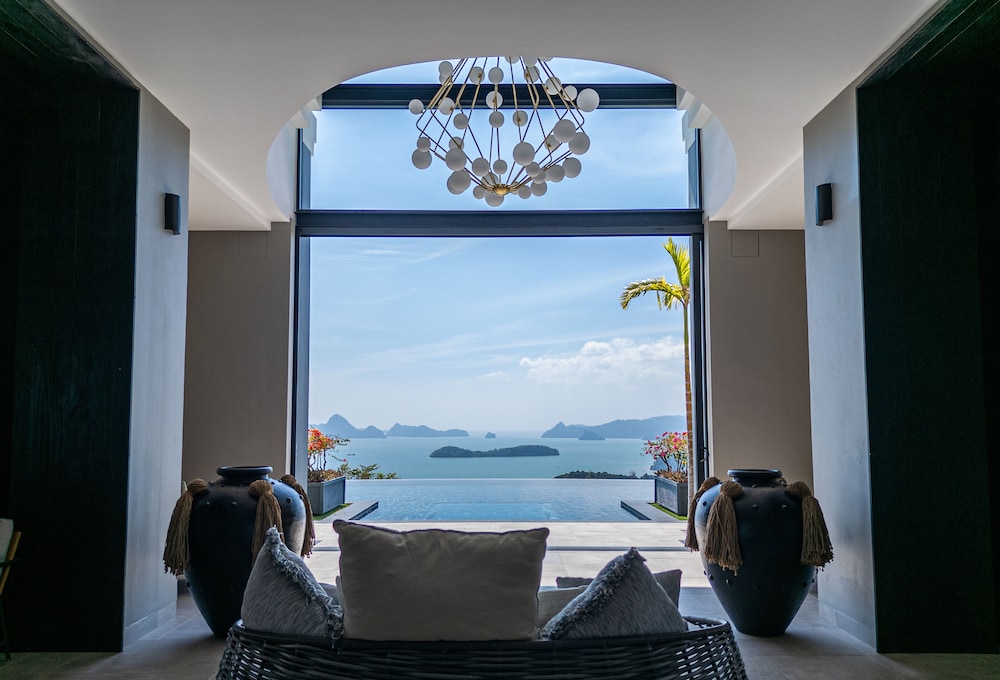 Villa Vista - Ultra-Luxury Private Villa