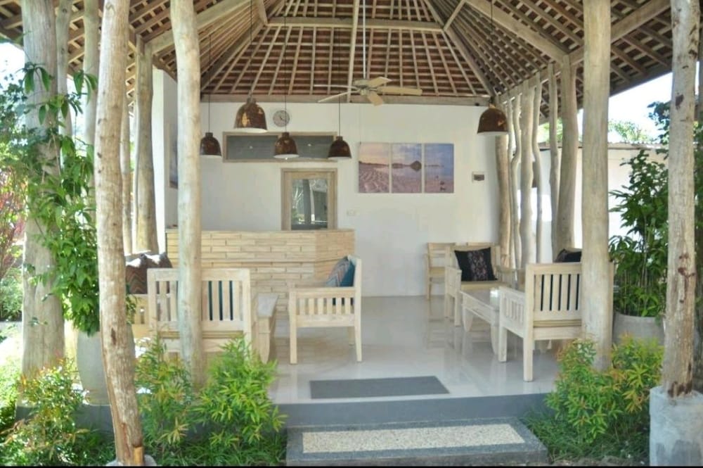 Lavella Villa's