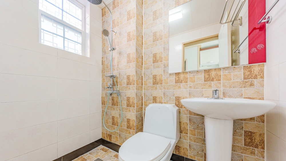 Geoje Peugeot Gomsol Petfriendly Pension