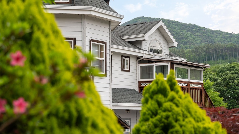 Gyeongju Woojin Green Pension