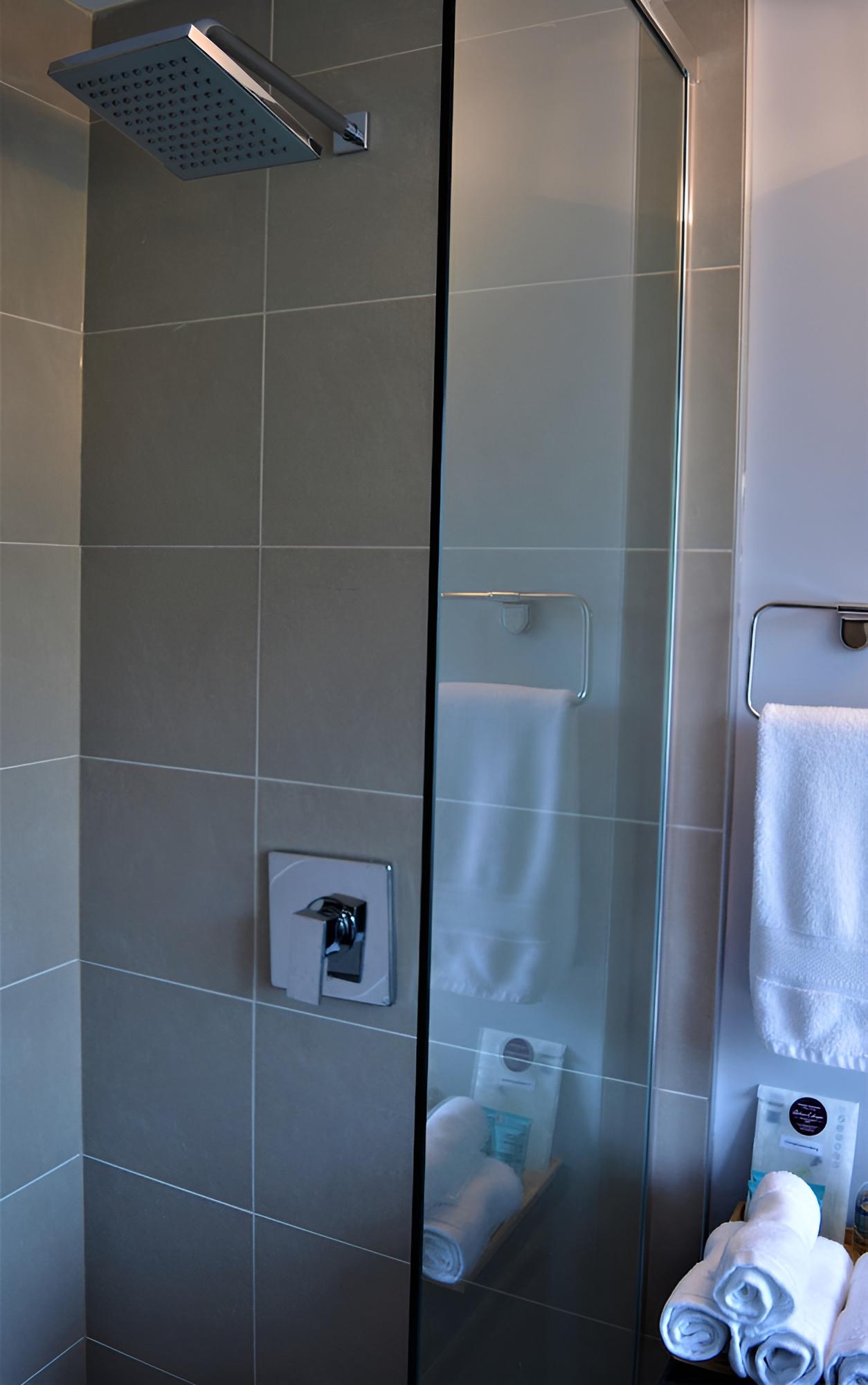 Simply Luxury Stays