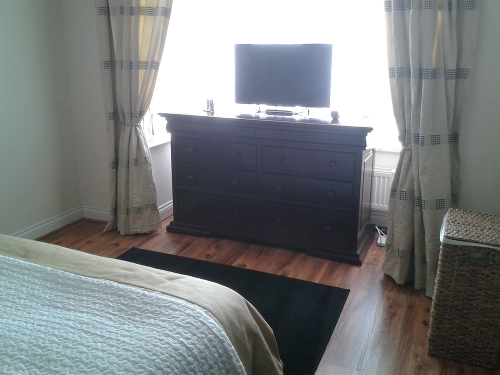 Gateshead Vacations - Heathfield Place - Property Image 5