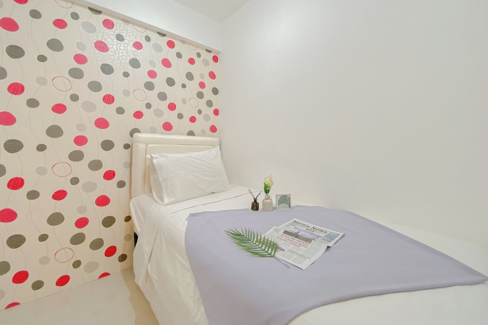 Well Furnished 2BR at Bassura City Apartment
