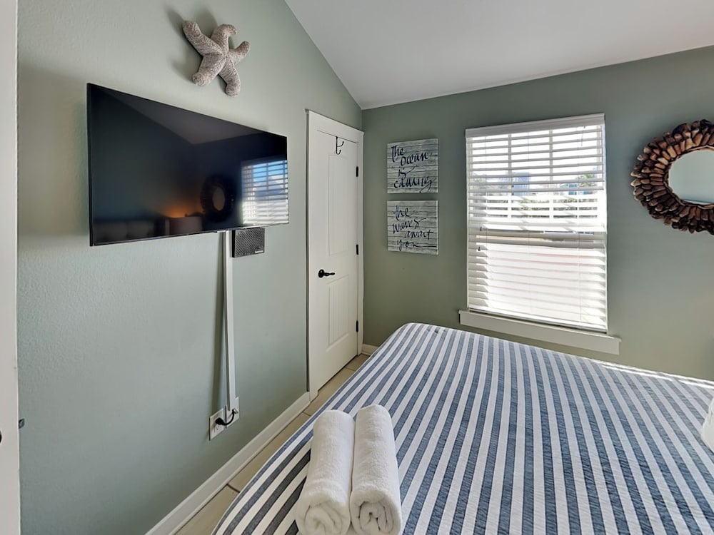 Sugar Shack by Silver Sands Vacation Rentals