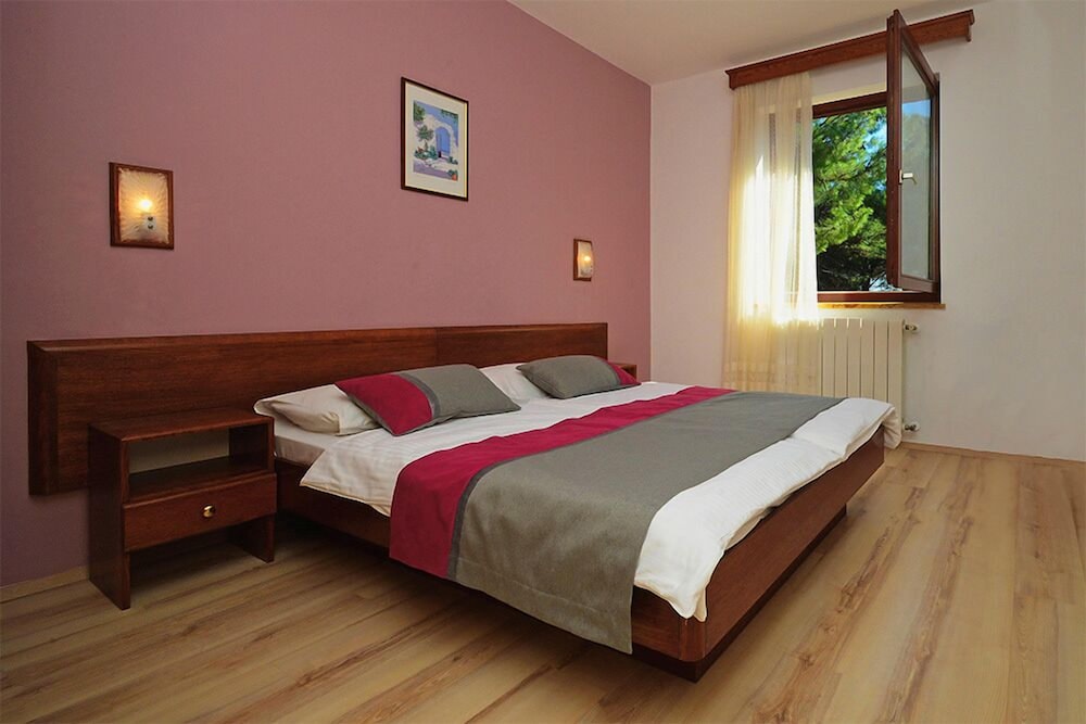 House Adrijana