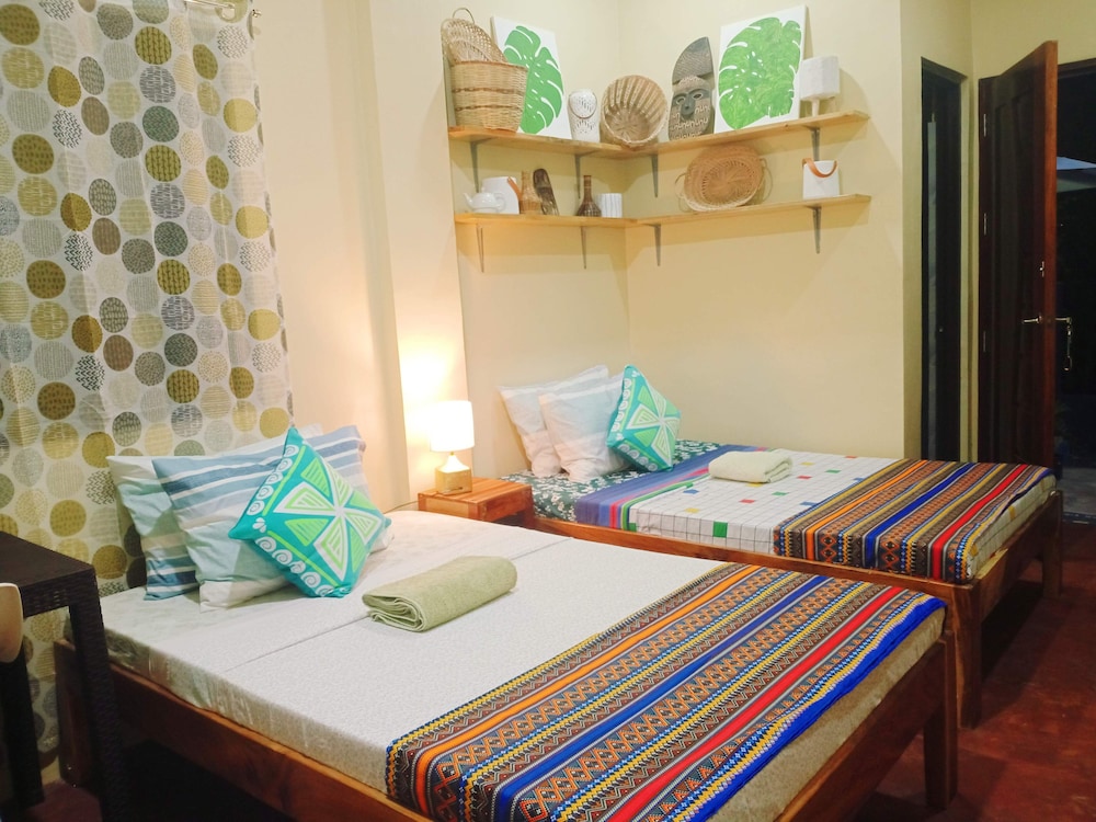 Amwani Azure