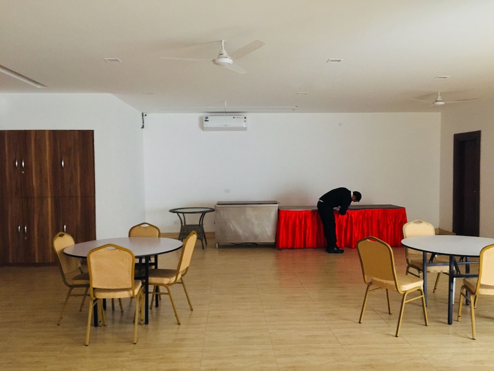 meeting & event spaces