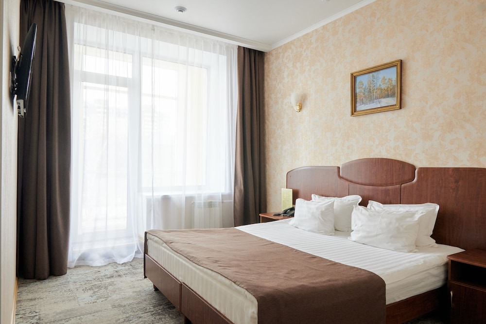 Almaz Hotel