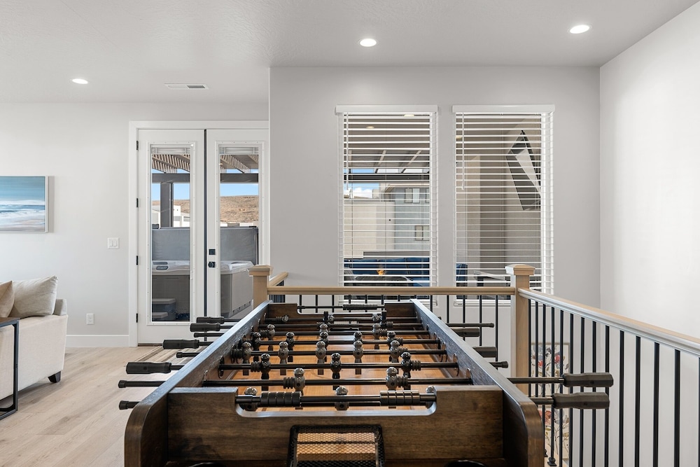 Tahitian Pearl 5 Bedroom Townhouse
