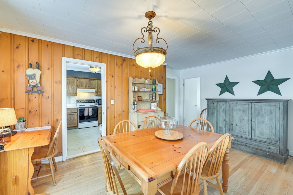 Family-friendly Home in Downtown North Creek