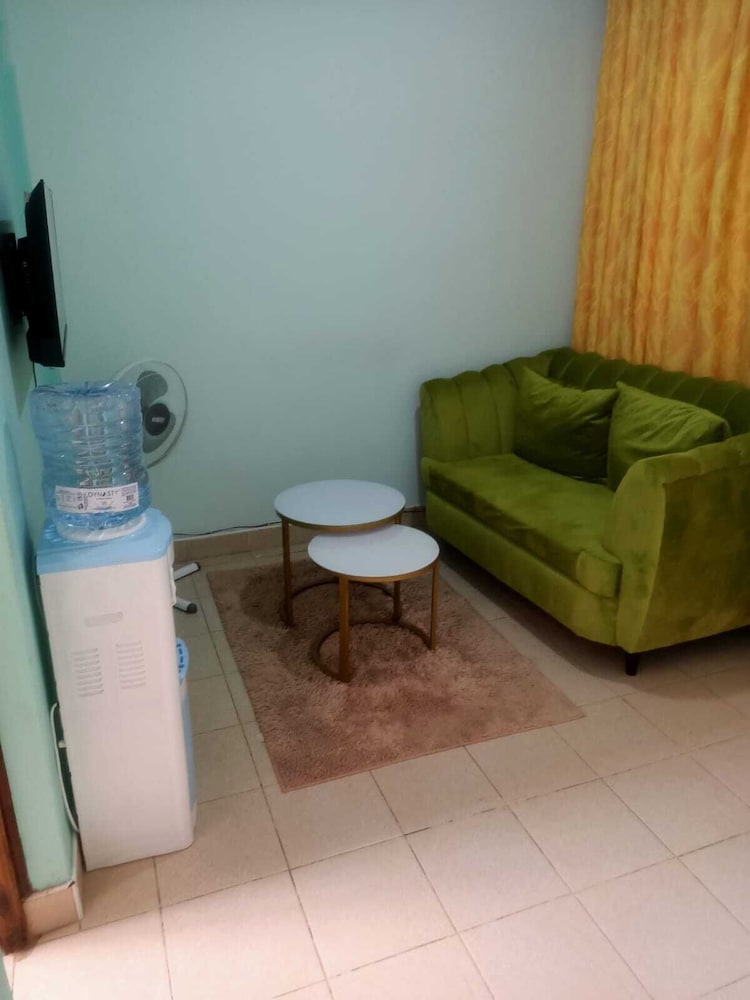 Lux Suites Pipeline Apartments Milimani