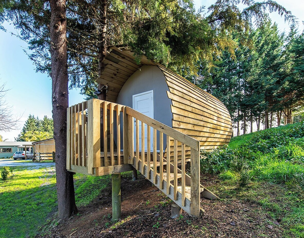 Morning Calm Lodge Limited
