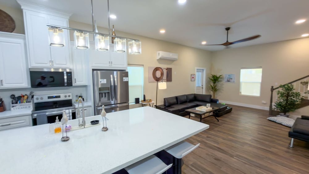 200 Steps To Beach Private Pool 2 Big Levels 3 Bedroom Apts