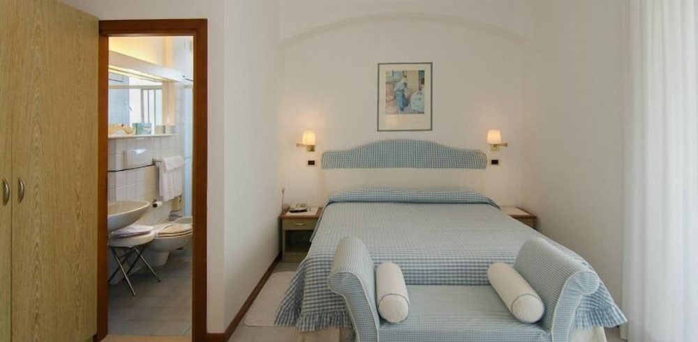 Hotel Eden